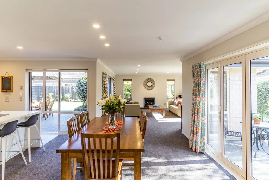 Living room renovated by Gami's Constructors